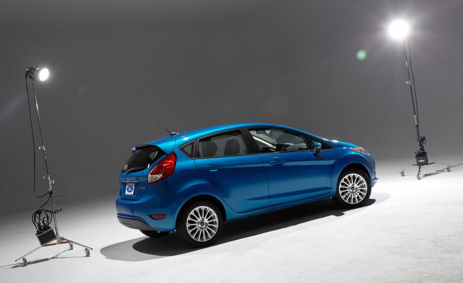  Ford Fiesta 5-Door 2014 года  (US) (фото 50 из 122)